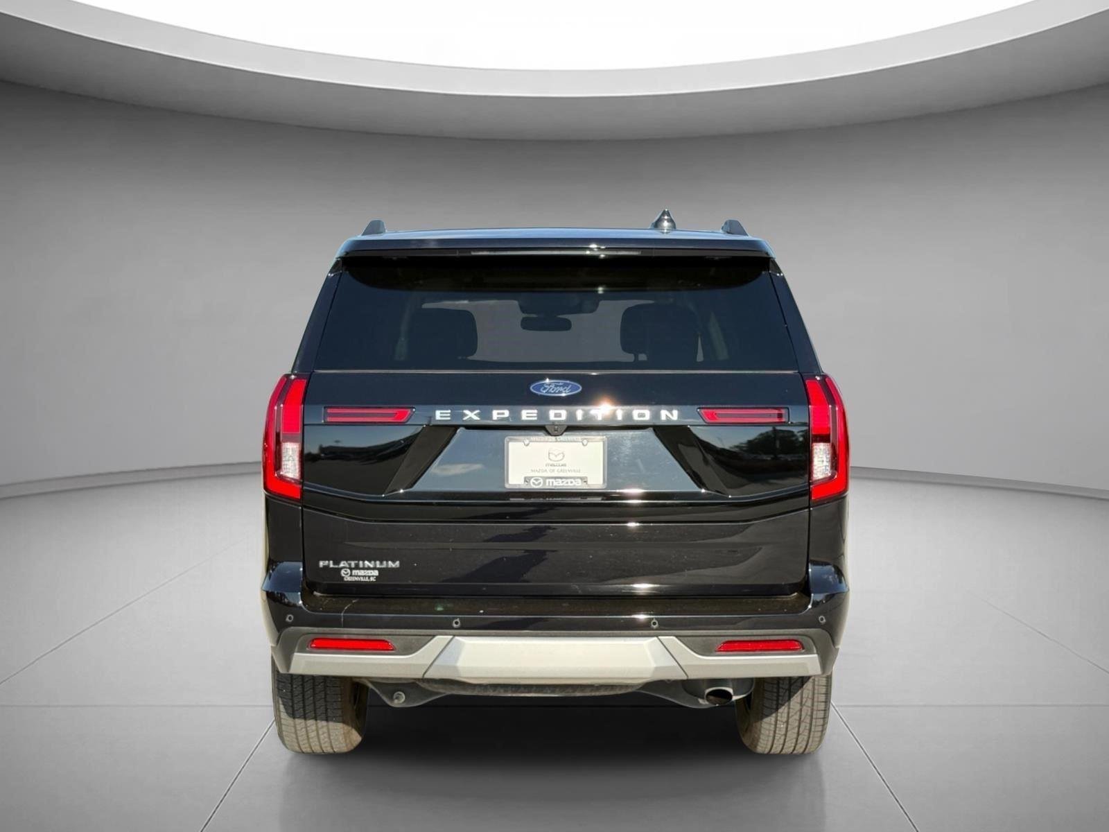 Used 2025 Agate Black Ford Platinum image 11