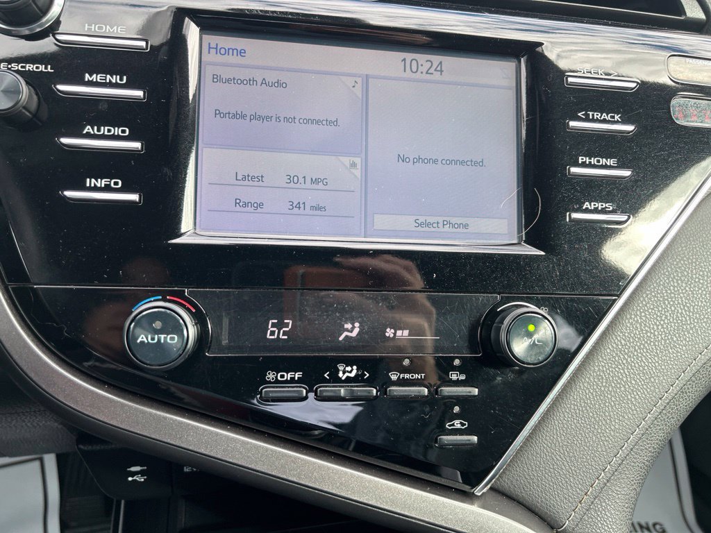 Used 2018 Midnight Black Metallic Toyota SE image 26