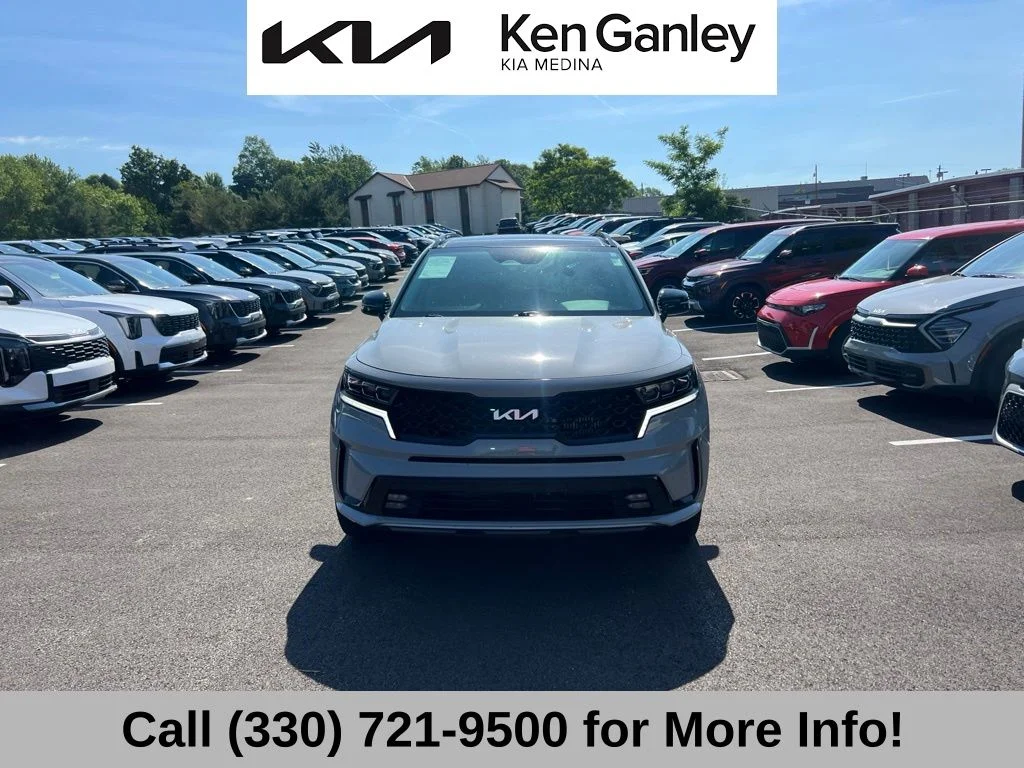 Certified Used 2022 Gray Kia SX image 3