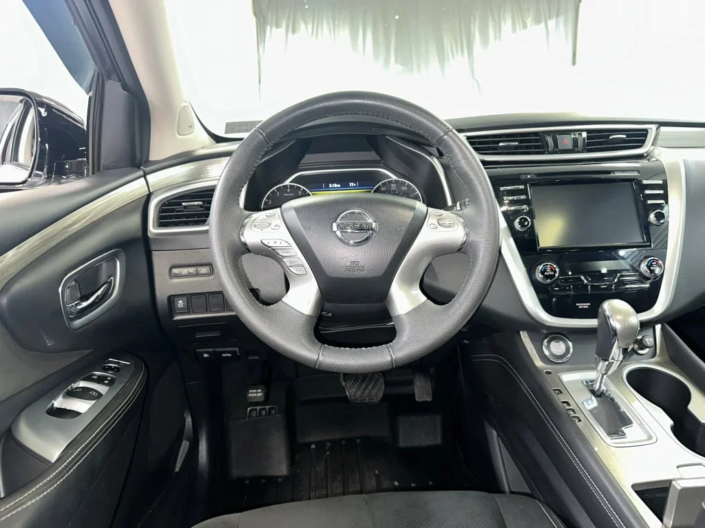 Used 2015 Nissan Murano SV with VIN 5N1AZ2MH8FN263379 for sale in Youngstown, OH
