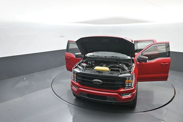 Used 2022 Red Ford XLT image 42