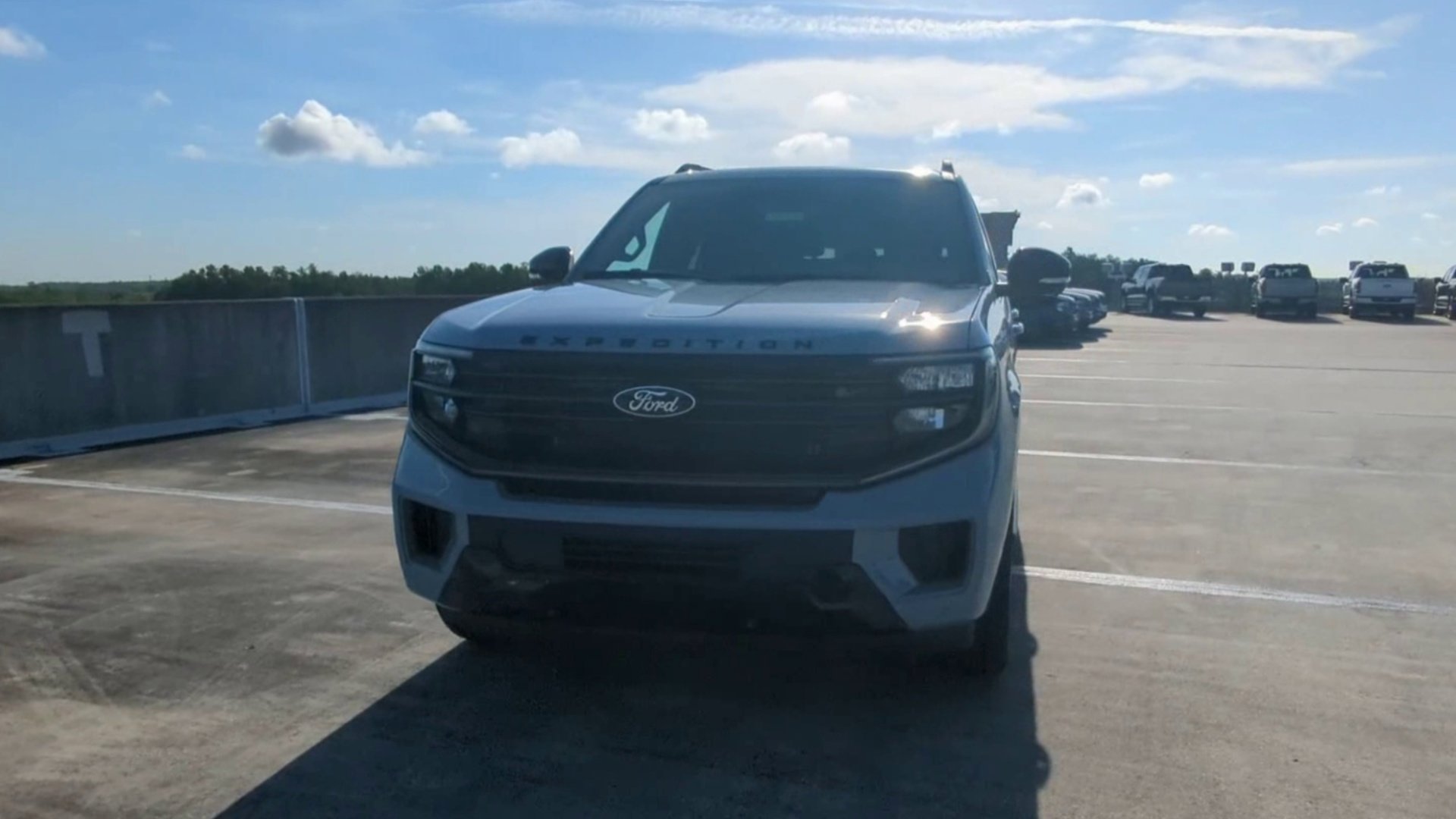 New 2026 Glacier Gray Metallic Tri-Coat Ford MAX Platinum® image 6