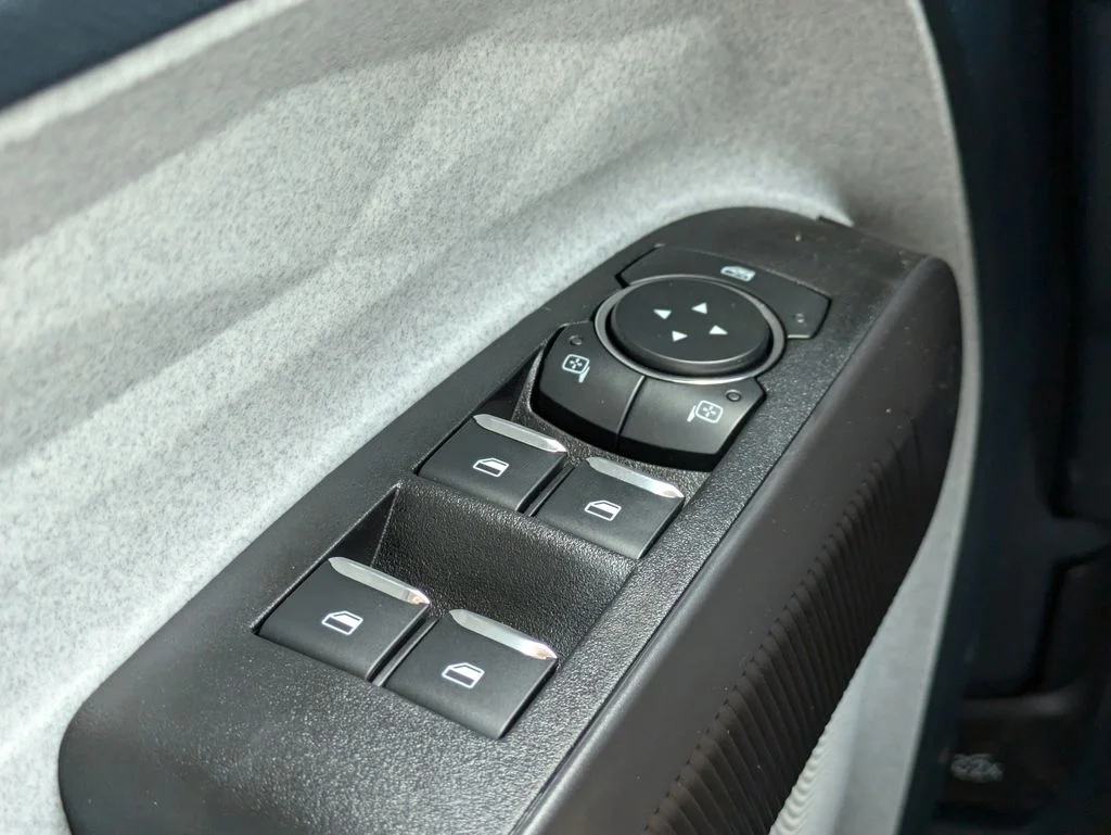 New 2026 Carbonized Gray Metallic Ford XLT image 23
