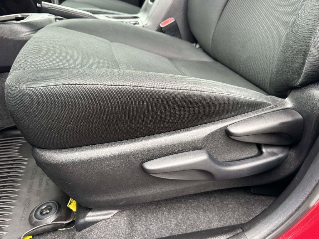 Used 2018 Red Toyota LE image 19