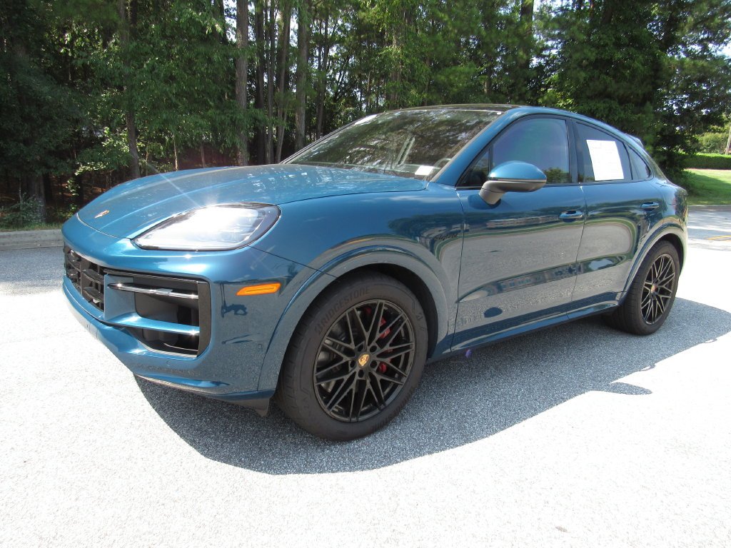 2025 Porsche Cayenne Coupe