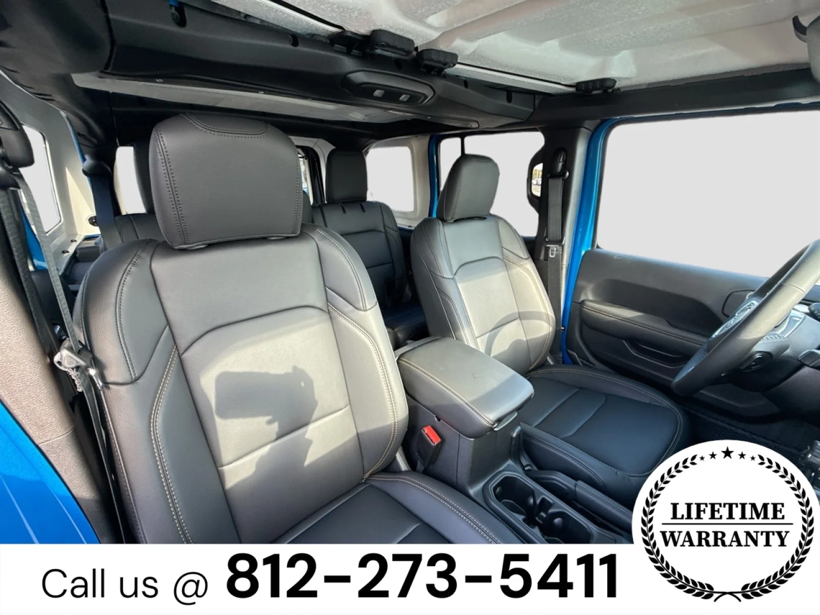New 2025 Hydro Blue Pearlcoat Jeep Sahara image 28