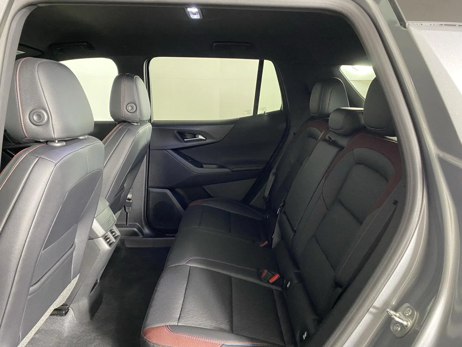 Used 2026 Sterling Gray Metallic Chevrolet AWD RS image 23