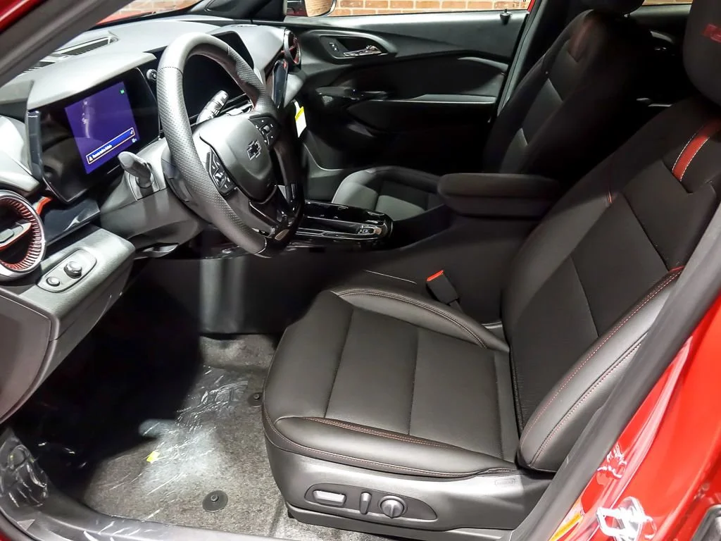 2026 Chevrolet Trax RS - Photo 10