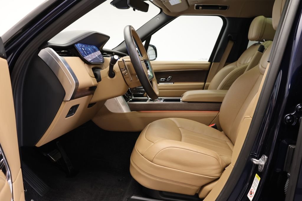 Used 2023 Portofino Blue Metallic Land Rover Autobiography image 30