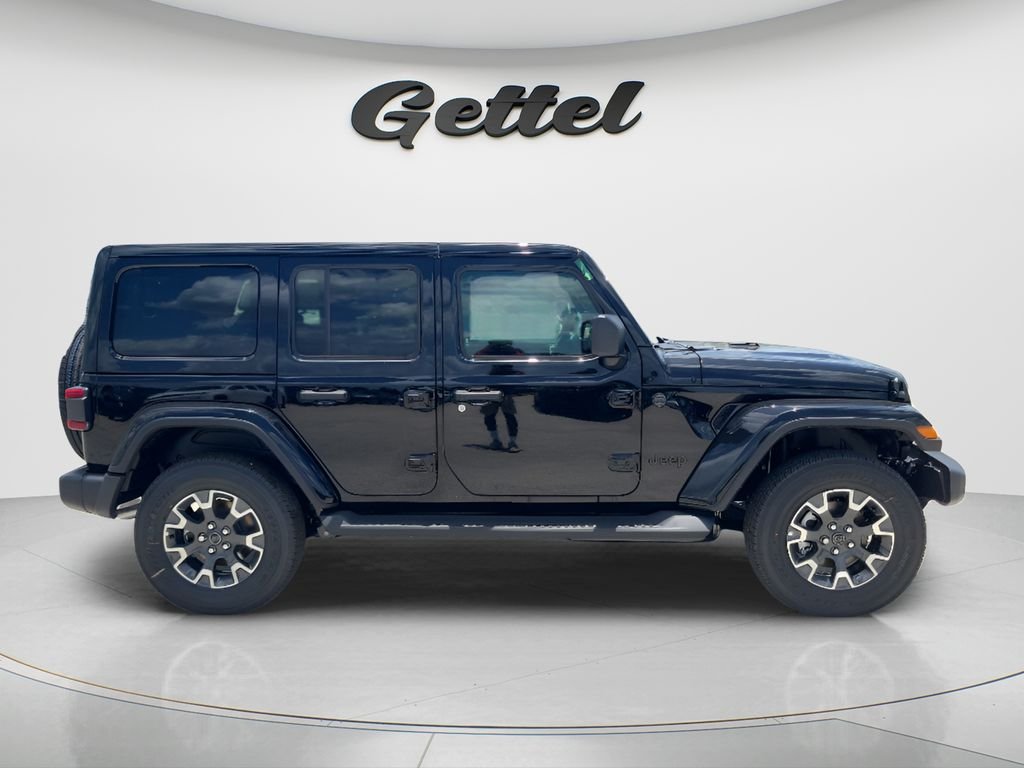 New 2026 Black Clear-Coat Exterior Paint Jeep Sahara image 4
