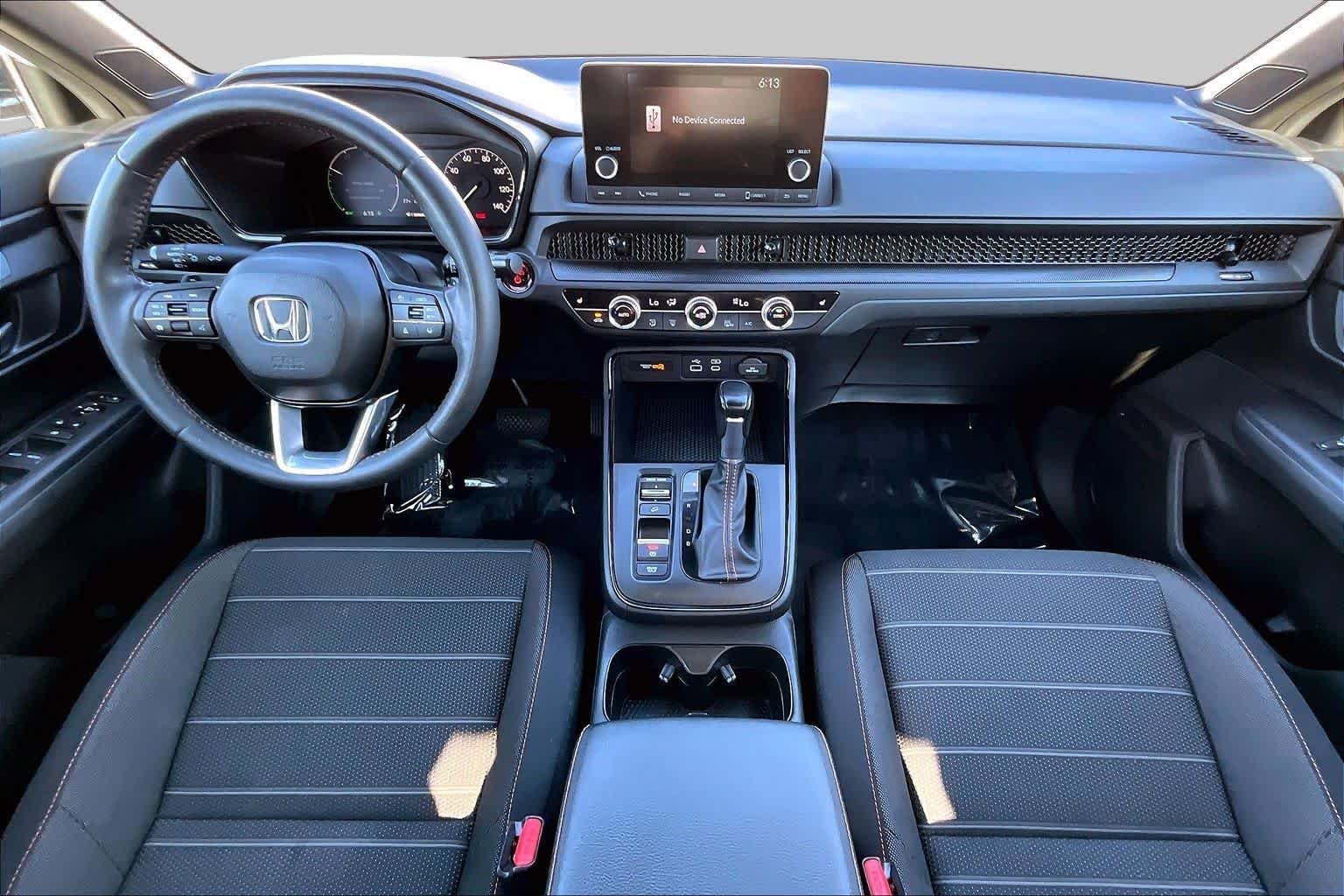 Used 2023 Platinum White Pearl Honda Sport image 16
