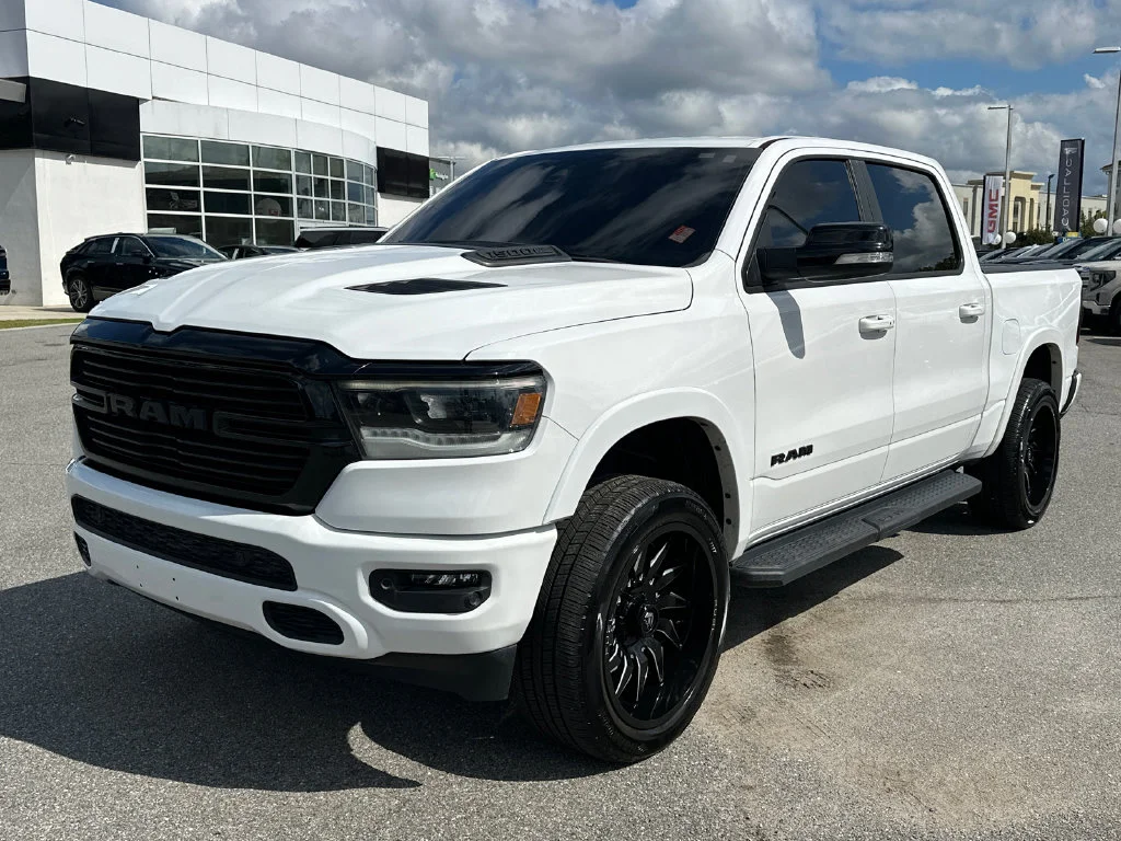 Used 2022 White Ram Laramie image 3
