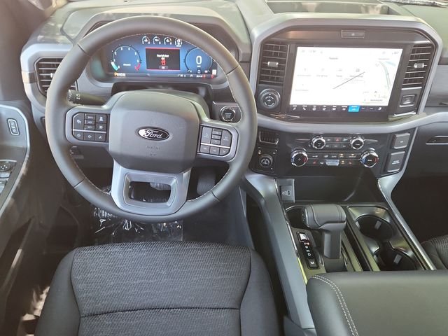 New 2026 Oxford White Ford XLT image 11