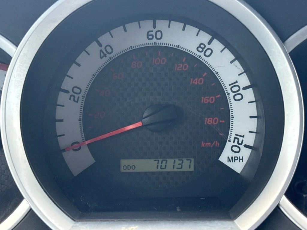 Used 2013 White Toyota Base image 13