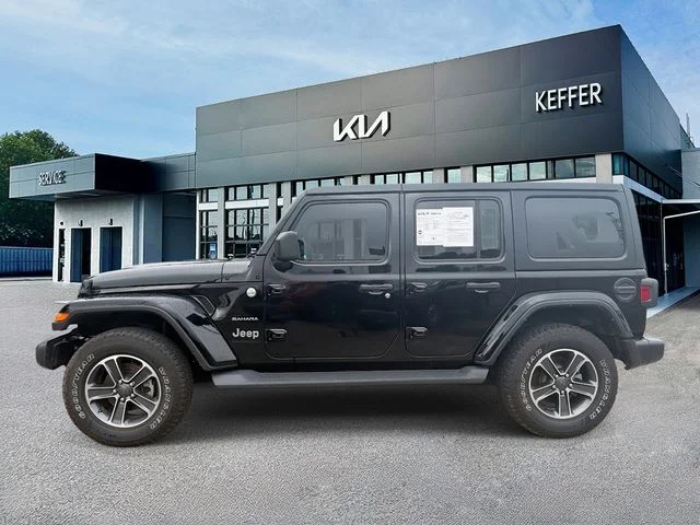 Used 2023 Black Jeep Sahara image 5