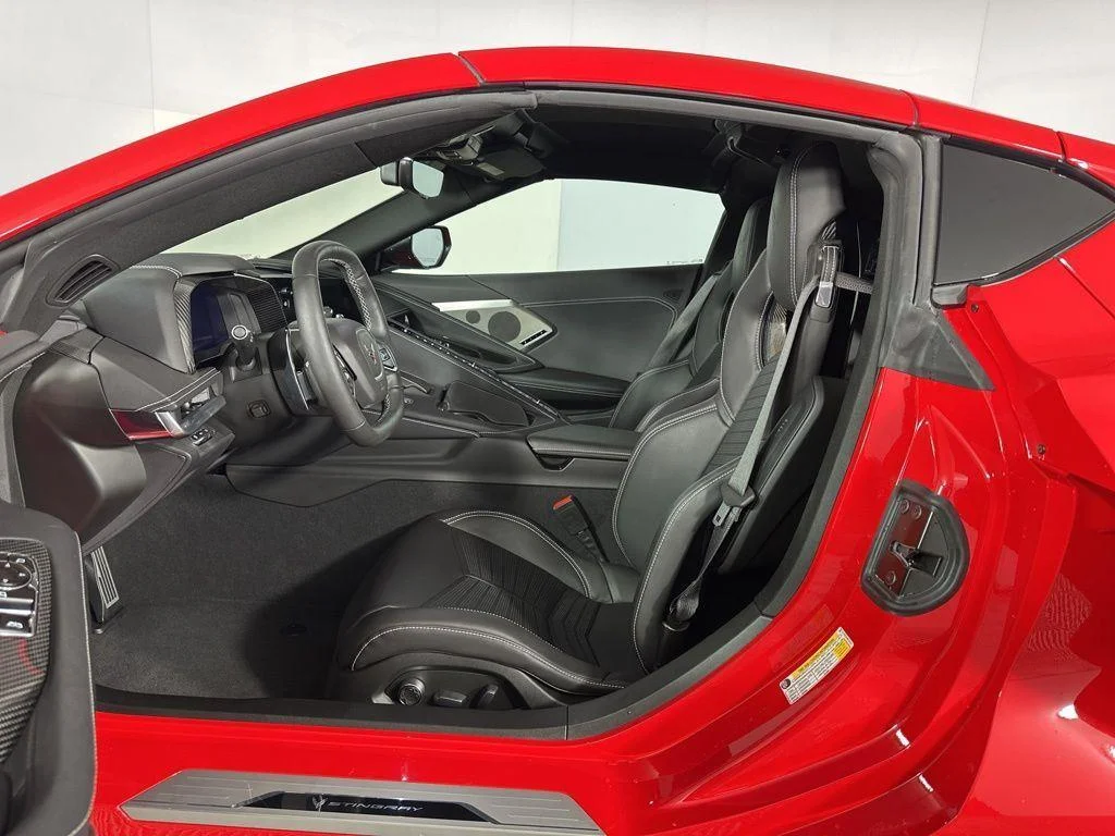 Used 2021 TORCH RED Chevrolet 2LT image 8