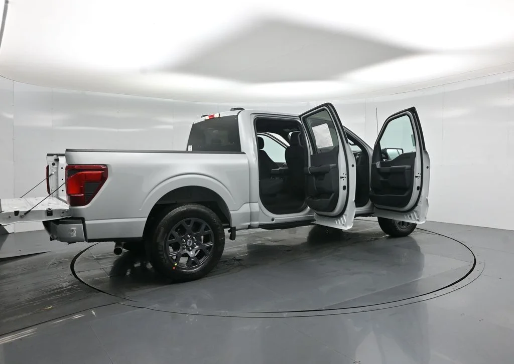 New 2026 Avalanche Ford STX image 5