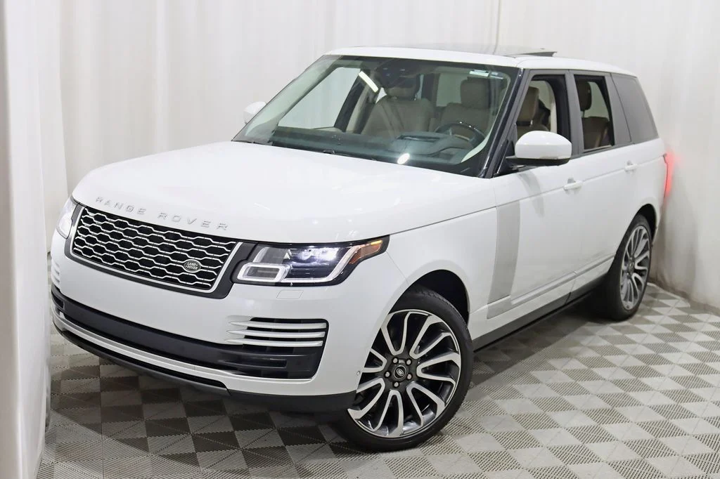 Used 2021 White Land Rover Westminster image 6