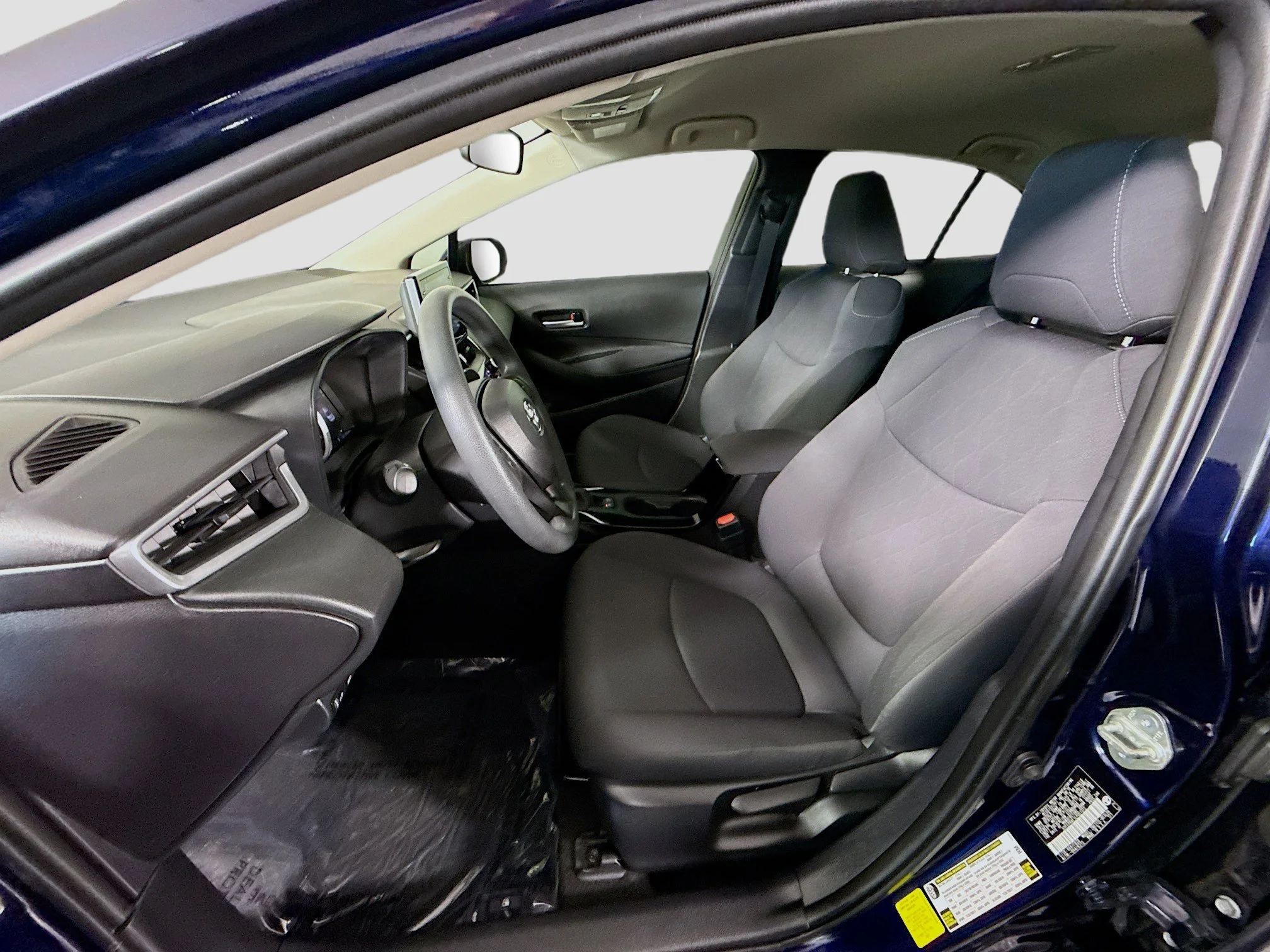 Used 2020 Blueprint Toyota LE image 17
