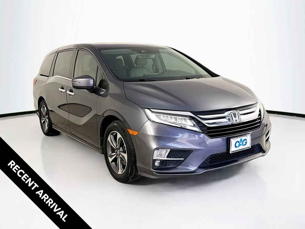 Certified Used 2018 Gray Honda Touring image 1