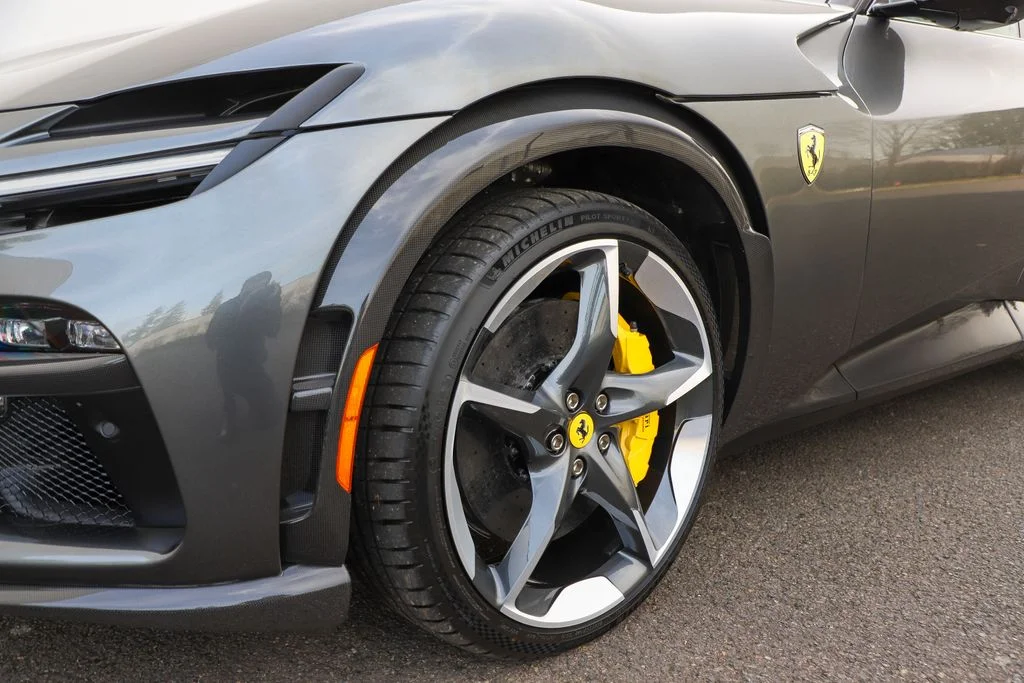 2025 Ferrari Purosangue Base - Photo 57