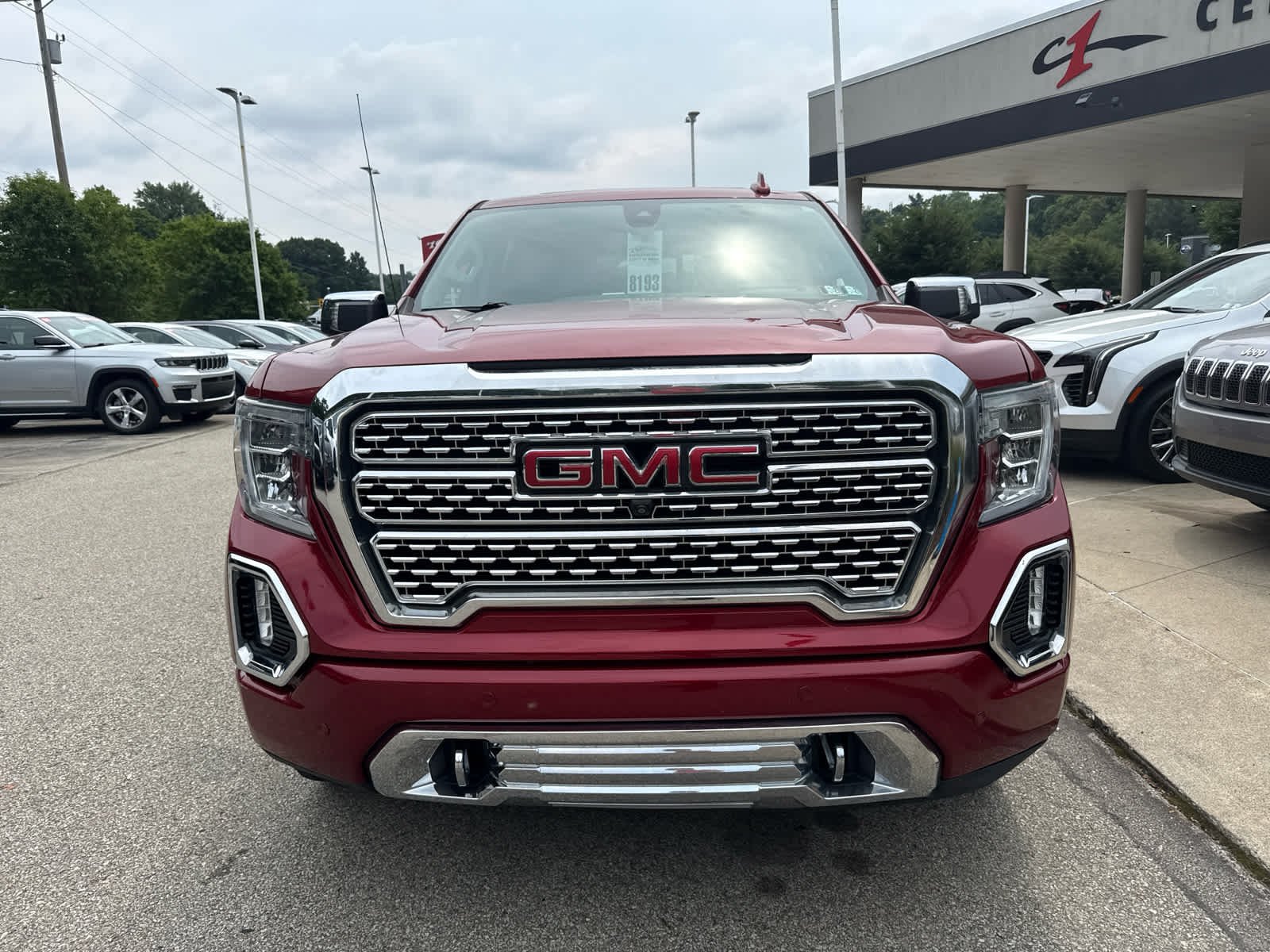 Used 2019 RED QUARTZ TINTCOAT GMC Denali image 2