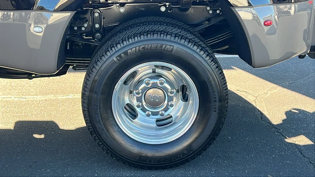 New 2026 Agate Black Metallic Ford F-350® King Ranch® image 5