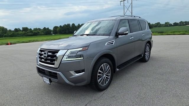 Used 2023 Gun Metallic Nissan SL image 3