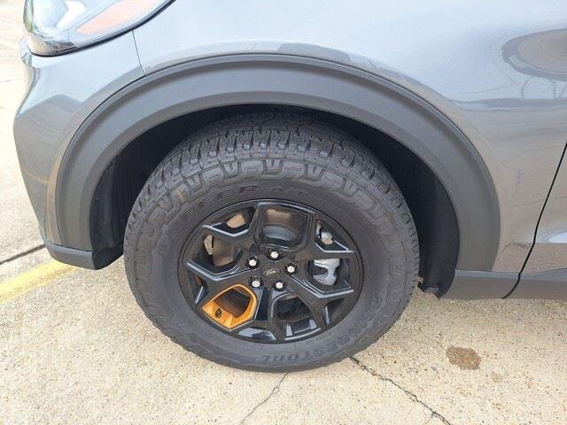 New 2026 Carbonized Gray Metallic Ford Tremor® image 25