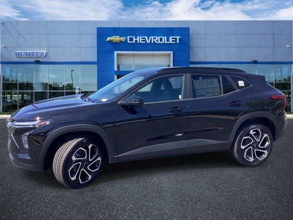 New 2026 Mosaic Black Metallic Chevrolet 2RS image 6