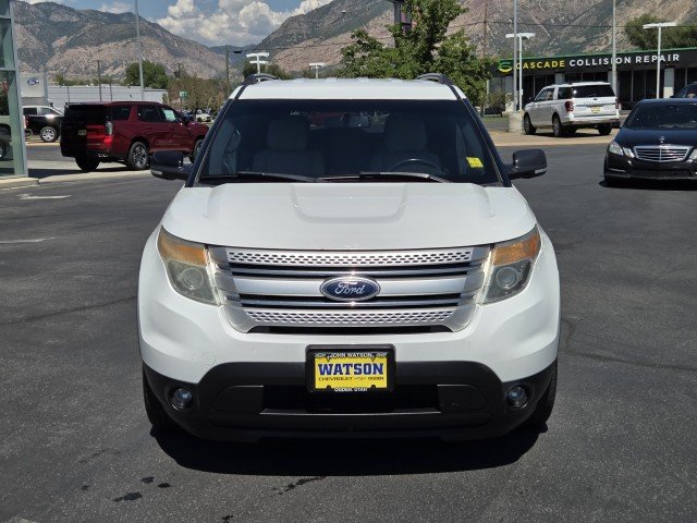 Used 2013 White Ford XLT image 2