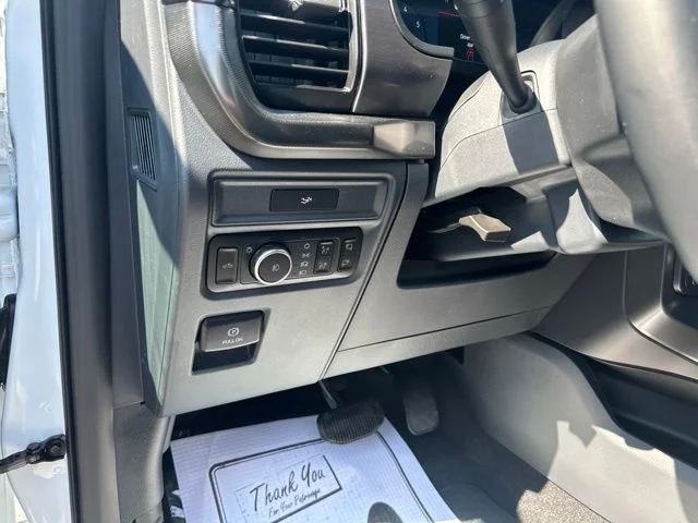 New 2026 Oxford White Ford Lariat® image 34