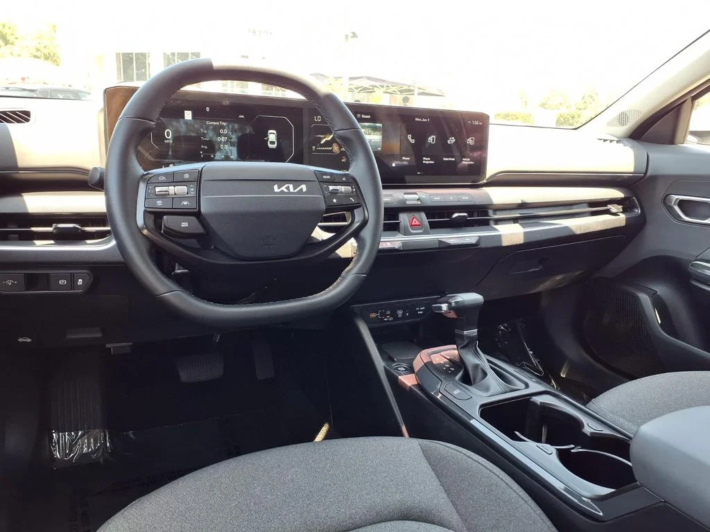 Certified Used 2025 White Kia EX image 13