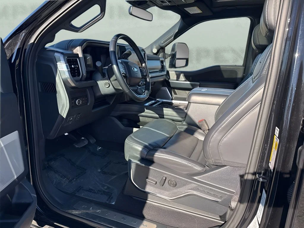 Used 2025 Black Ford Platinum image 9
