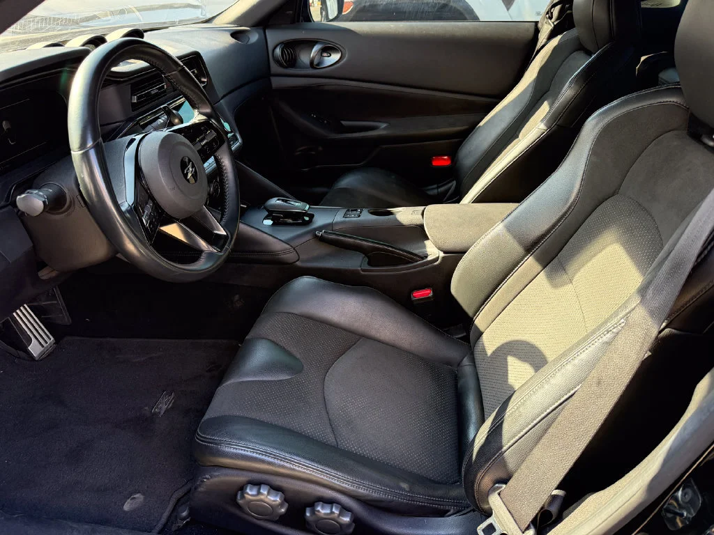 Used 2024  Nissan Performance image 24