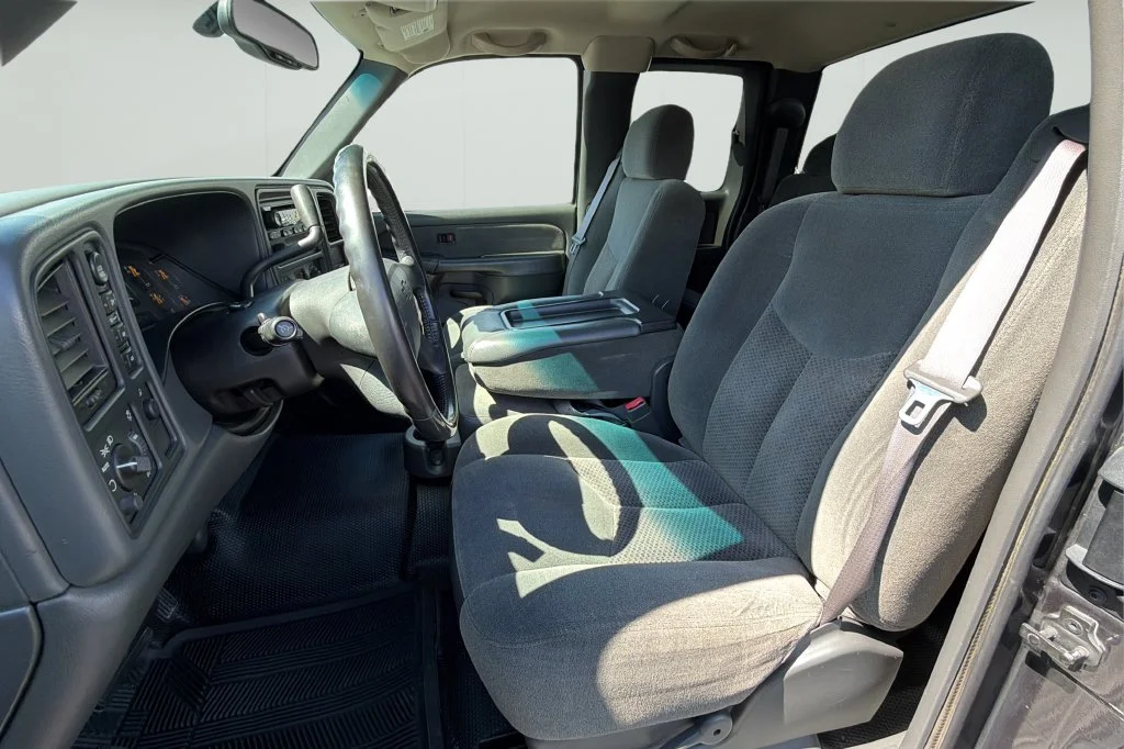 Used 2003 Gray Chevrolet LS image 17