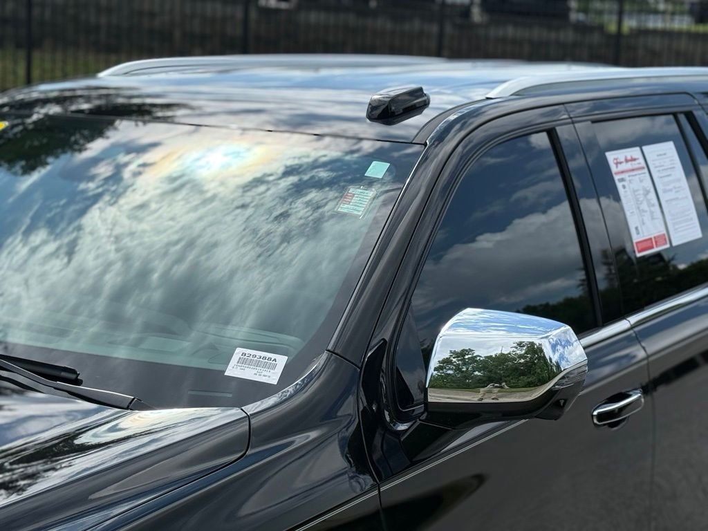 Used 2025 Black Chevrolet Premier image 11