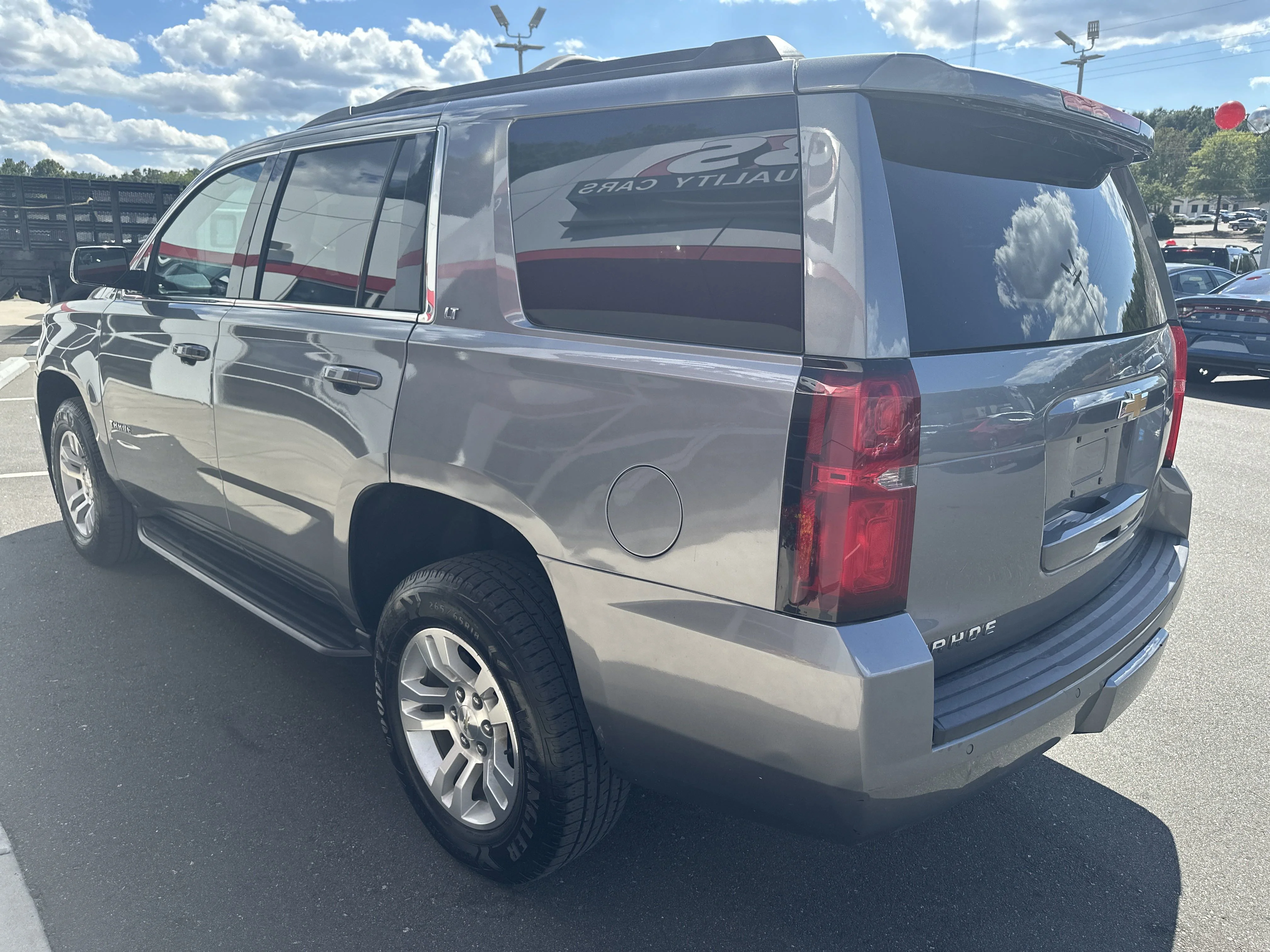 2020 Chevrolet Tahoe LT - Photo 6