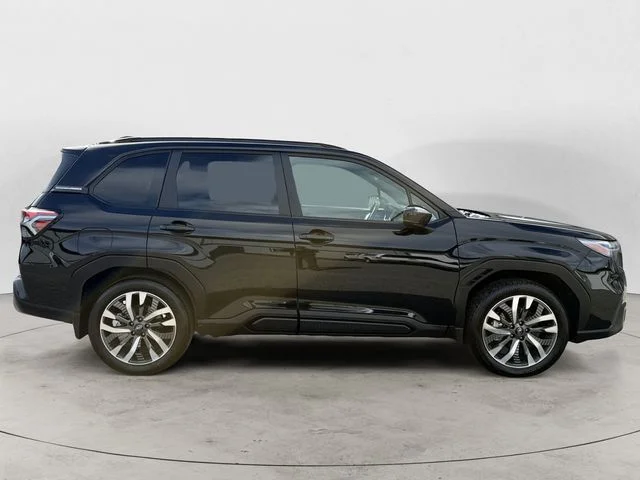 Certified Used 2025 Crystal Black Silica Subaru Touring image 6