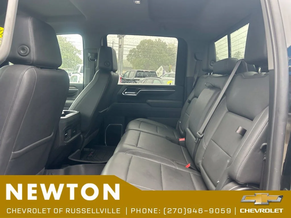 Used 2025 Black Chevrolet LT image 28