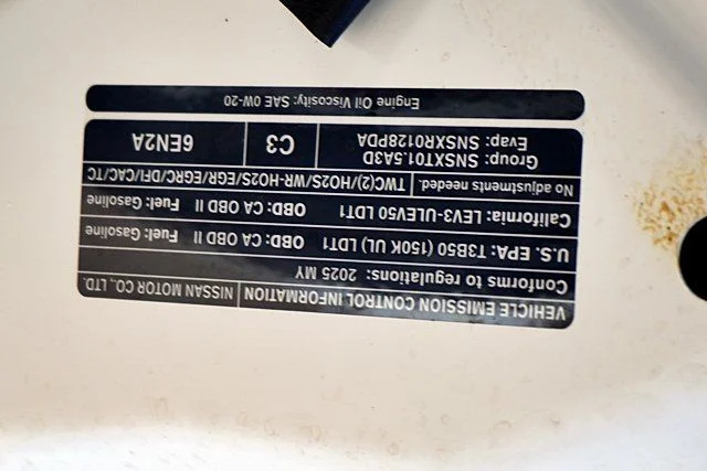 Used 2025 White Nissan S image 33