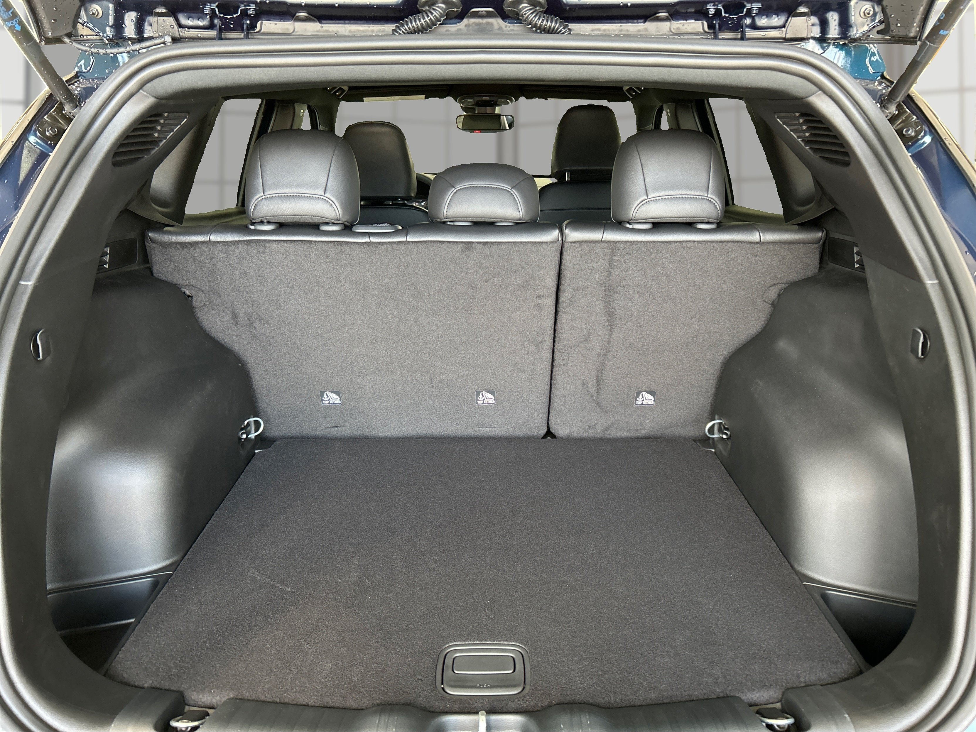 New 2026 Fathom Blue Pearl Coat Jeep Latitude image 12
