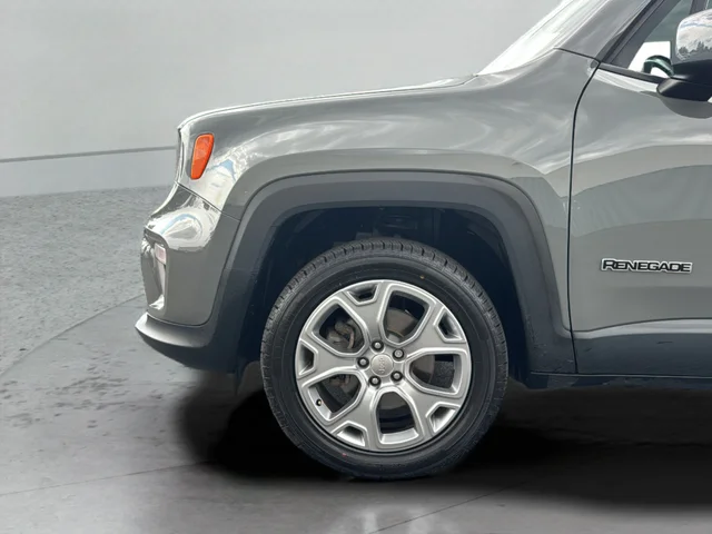 Used 2020 Gray Jeep Limited image 33