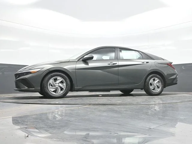 New 2026 Gray Hyundai SE image 21