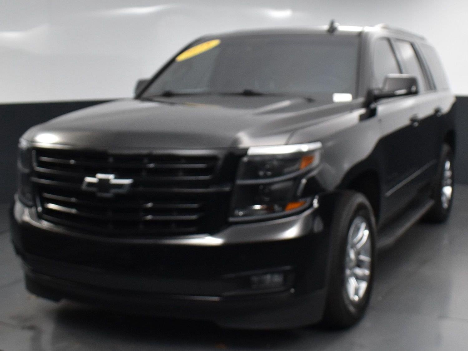 Used 2018 Black Chevrolet Premier image 3