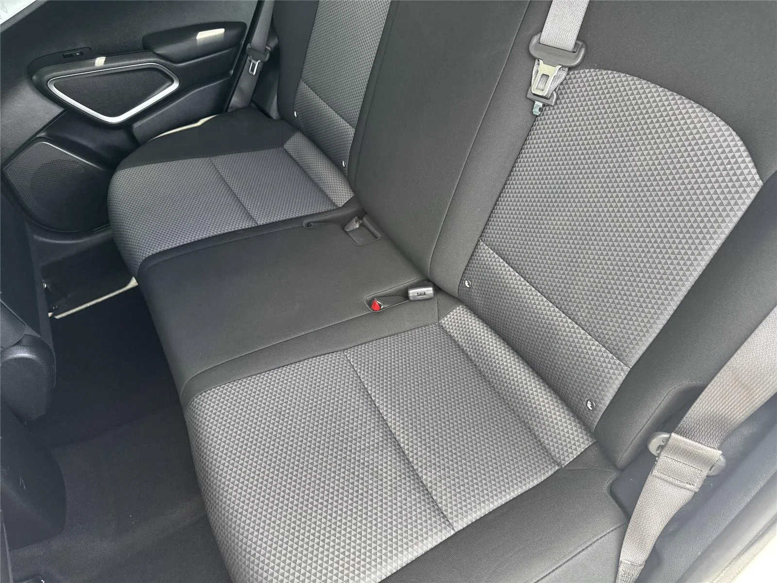 Used 2023 Snow White Pearl Kia LX image 12