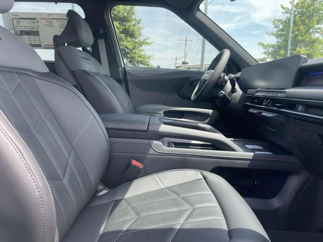 New 2027 White Kia X-Line SX Prestige image 13