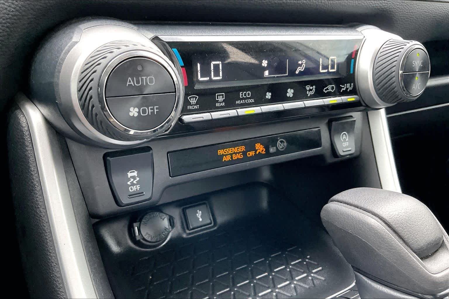 Used 2021 Super White Toyota XLE image 33