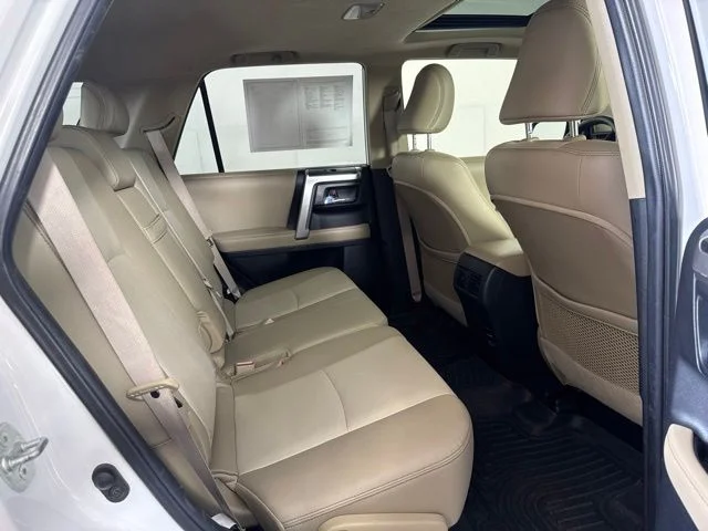 Used 2018 Super White Toyota SR5 Premium image 5