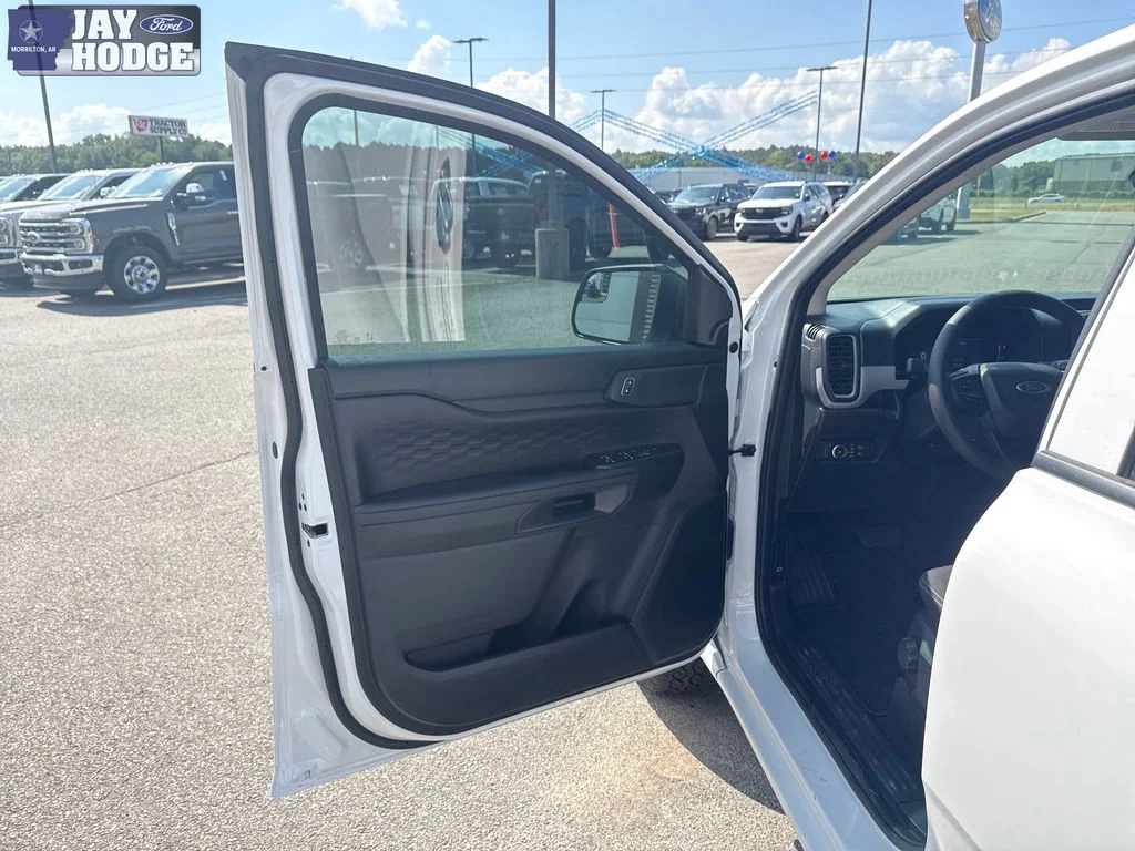 New 2026 Oxford White Ford XL image 25